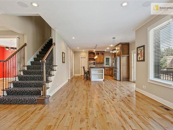5th image of 12801 Cody St