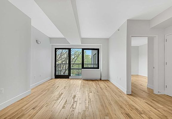4th image of 142 Richards St APT 3A