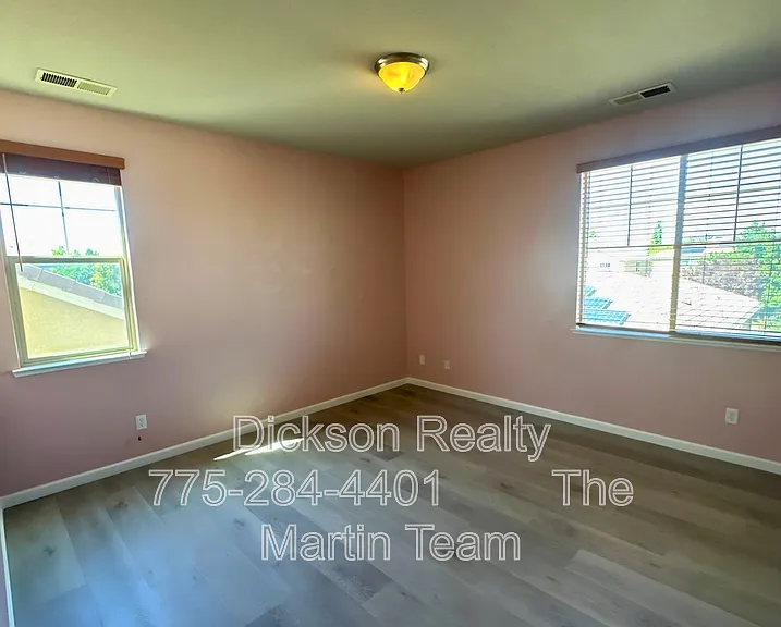7255 Fox Wood Ln — Photo 14
