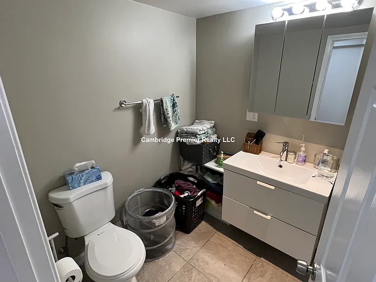 90 Hancock St #1 — Photo 3