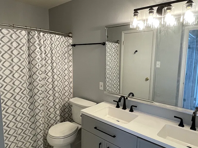 2806 Maryannes Ct — Photo 8