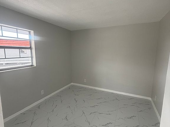 2nd image of 770 SW 8th St APT 209