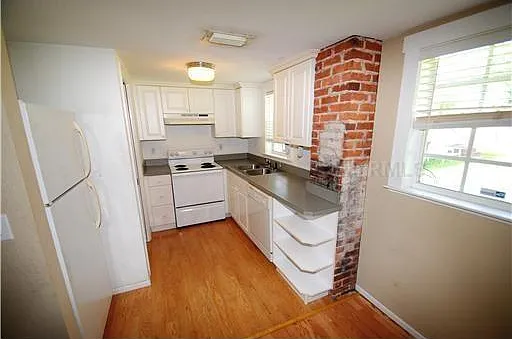 319 E Livingston St #2 — Photo 10
