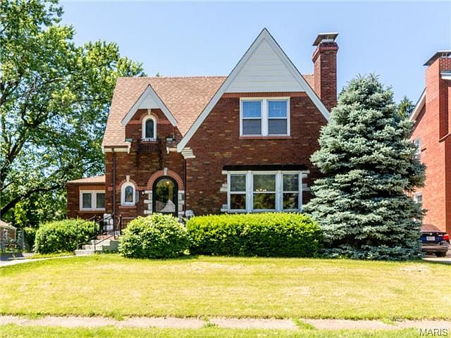 2nd image of 2954 Ridgeview Dr