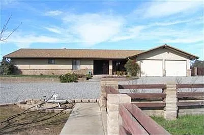12272 E Sierra Ave photo 1