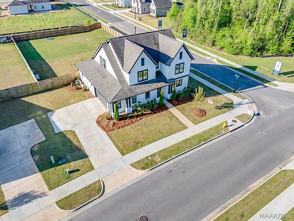 4th image of 104 Carlisle Rd