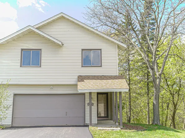 6700 Kara Dr, Eden Prairie, MN 55346
