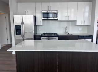 700 W Adams St #2, Chicago, IL 60661