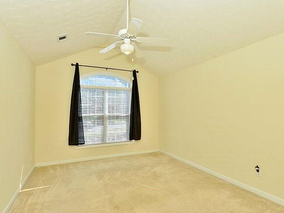5th image of 1430 Creek Pointe Cir