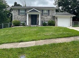 316 Indiana Trl, Radcliff, KY 40160