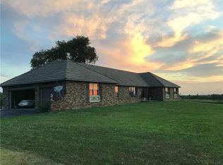 2449 Shawnee Rd, Ottawa, KS 66067