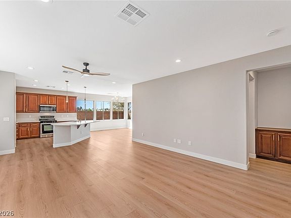 3rd image of 5929 Saratoga Reserve St