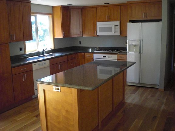 New Cabinets w/Granite