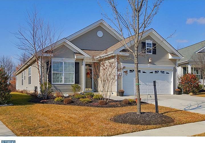 1st image of 38 Mansion Dr