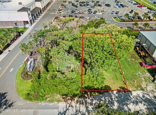 107 SE 52nd St, Oak Island, NC 28465