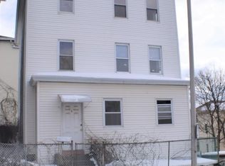 2 Ford St #3, Worcester, MA 01605