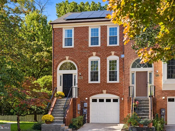 1363 Templeton Pl, Rockville, MD 20852
