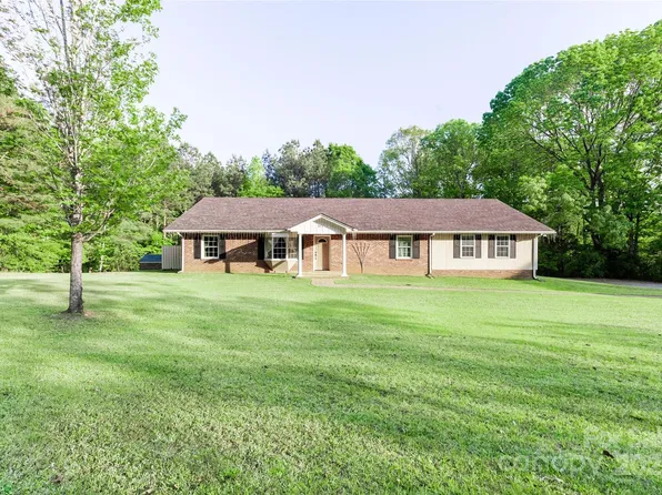 856 Skyline Dr, Chester, SC 29706