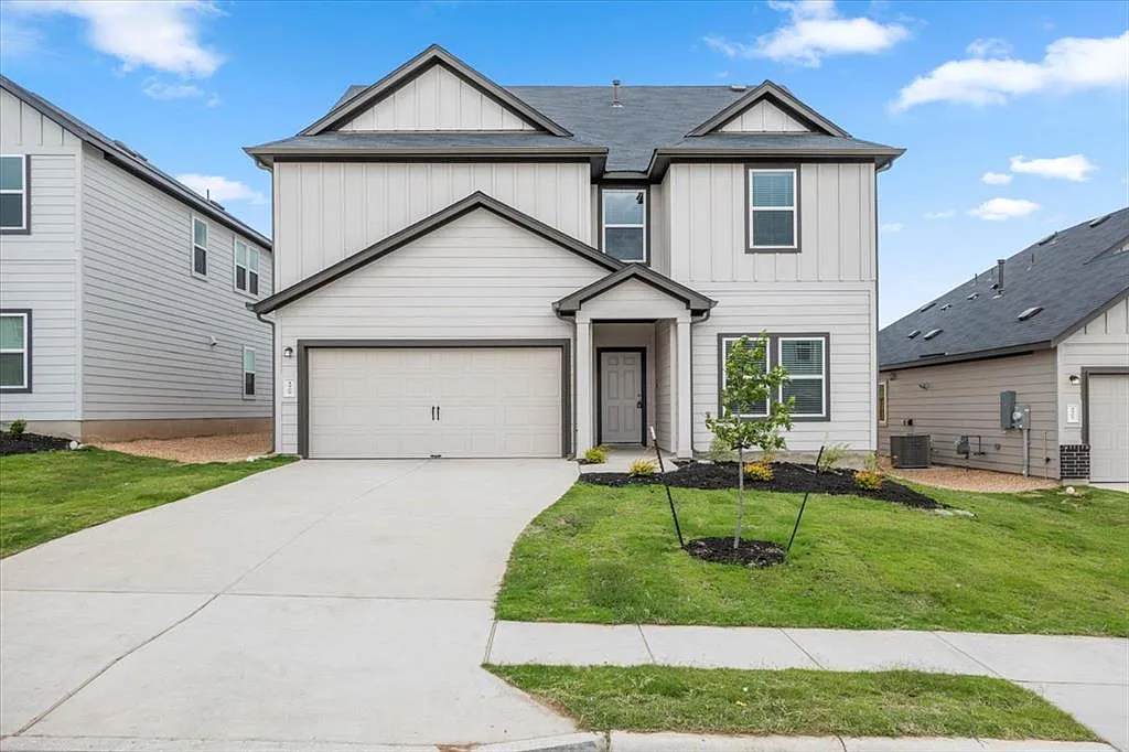 5 bed, 2728 sqft, $2,899 — Photo 1