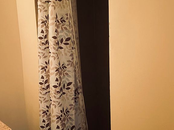 5th image of 2936 Estara Ave #1