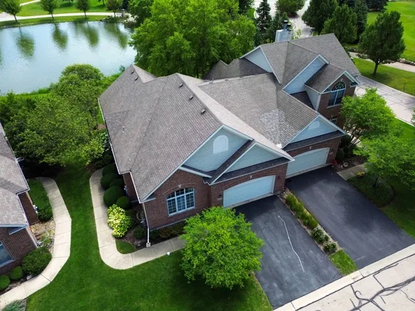 3913 Honeymoon Rdg, Lake In The Hills, IL 60156