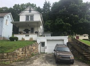 808 Depot St, Youngwood, PA 15697