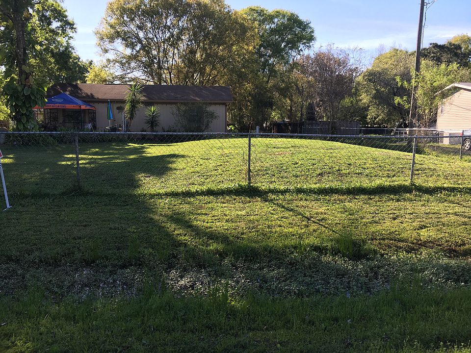 1st image of 6637 Woodsman Dr