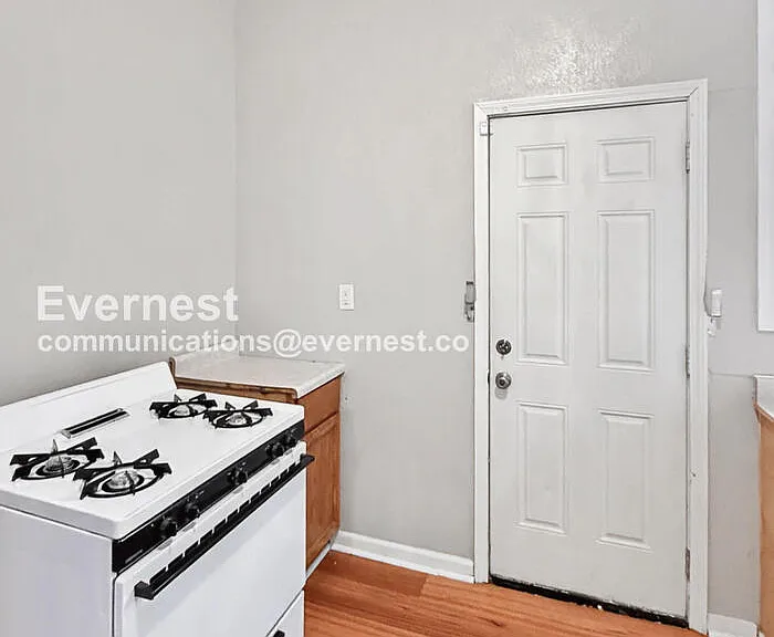 1311 Mason St #2 — Photo 12