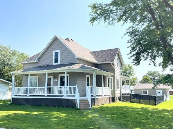 403 Dewey Ave, Donnellson, IA 52625