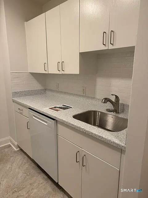 2 bed, 1.0 bath, 870 sqft, $2,875 — Photo 3