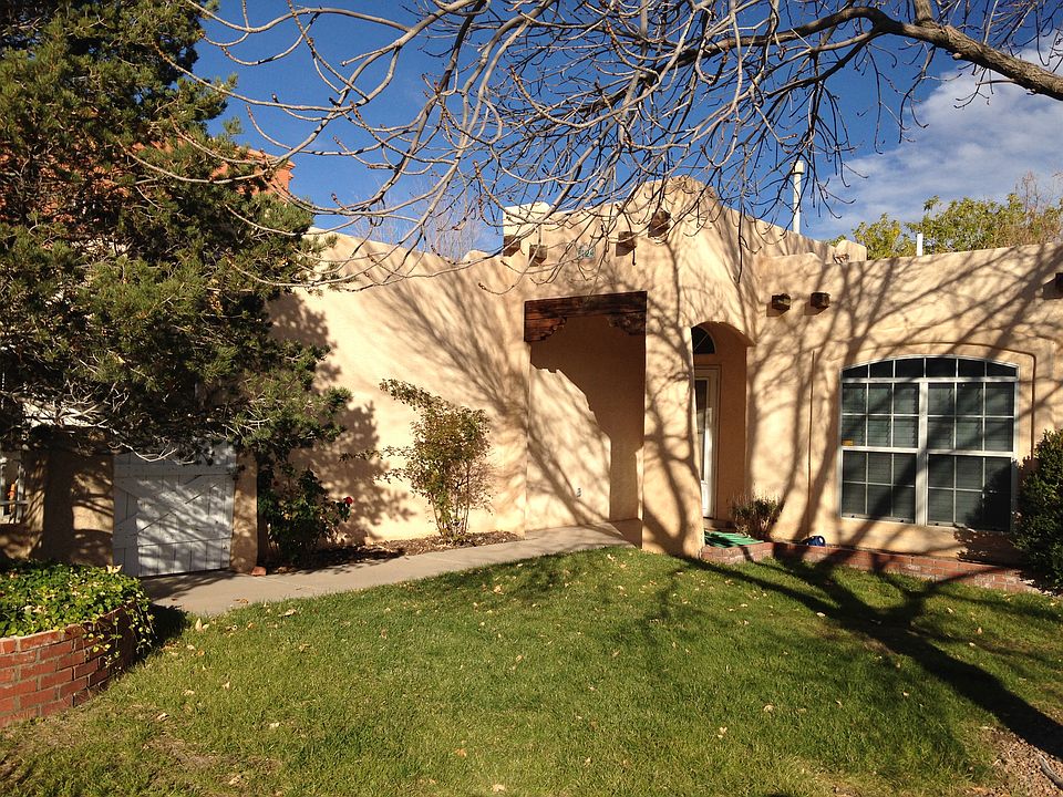 Front Yard/Main Entrance