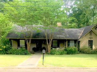 103 Lee Ann Dr, Hazlehurst, MS 39083