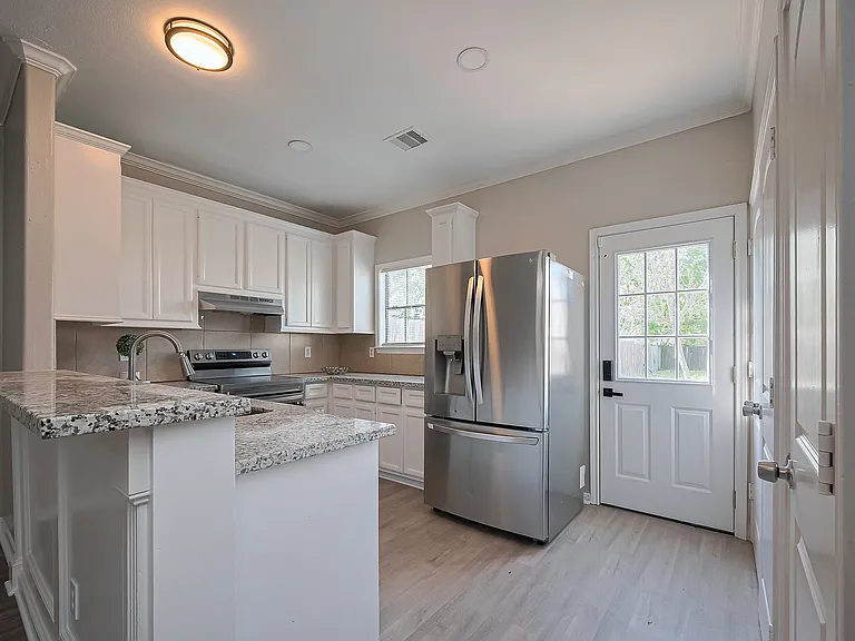 4320 Maggie St #B — Photo 4
