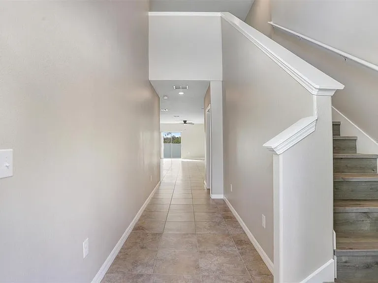 10256 Carloway Hills Dr — Photo 5