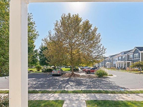 5th image of 3255 Battery Park Pl