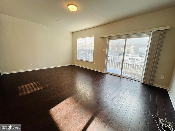 5th image of 12909 Brickyard Blvd #1