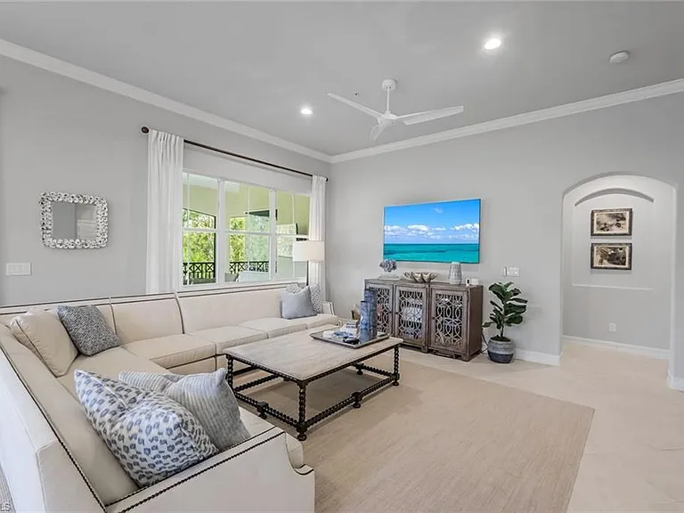 2851 Tiburon Blvd E #9-103 — Photo 3
