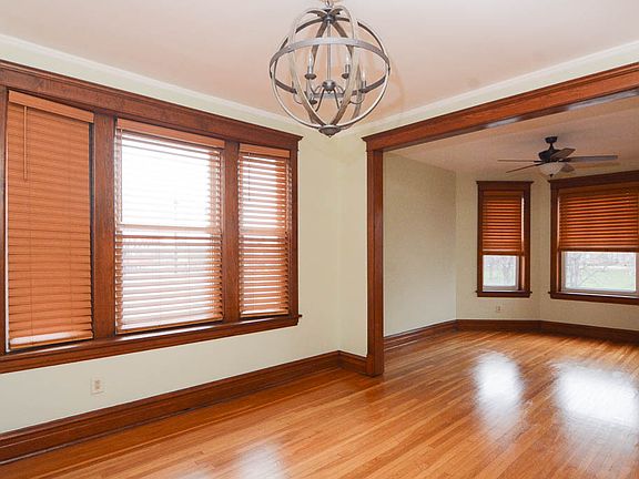 5th image of 3511 N Western Ave APT 2
