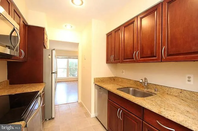 1507 Ingram Ter — Photo 14