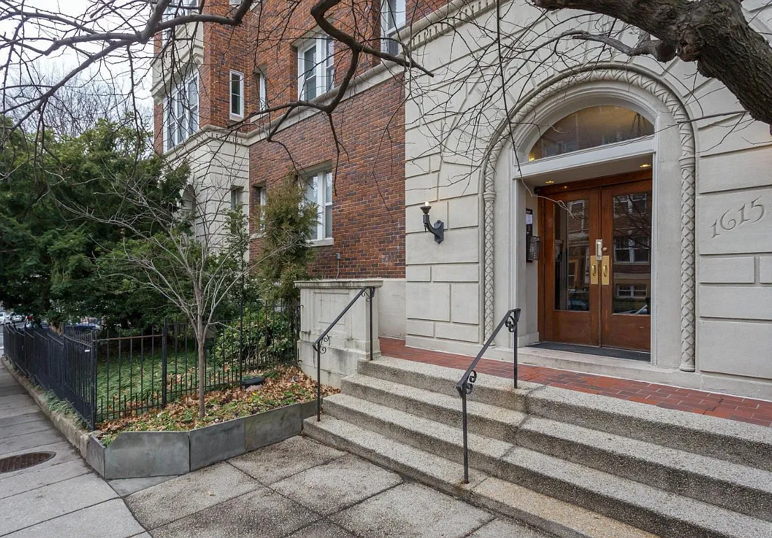 1 bed, 572 sqft, $2,150 — Photo 2