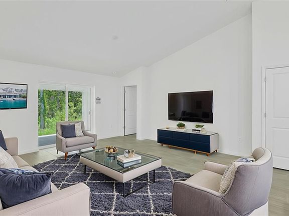3rd image of 709 FREDRICK PLACE