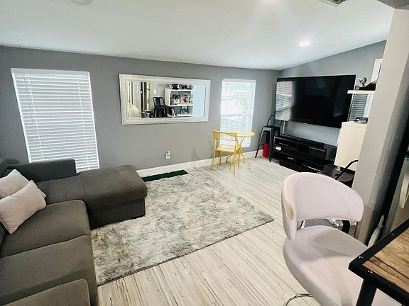 4th image of 7301 N Dixon Ave APT B