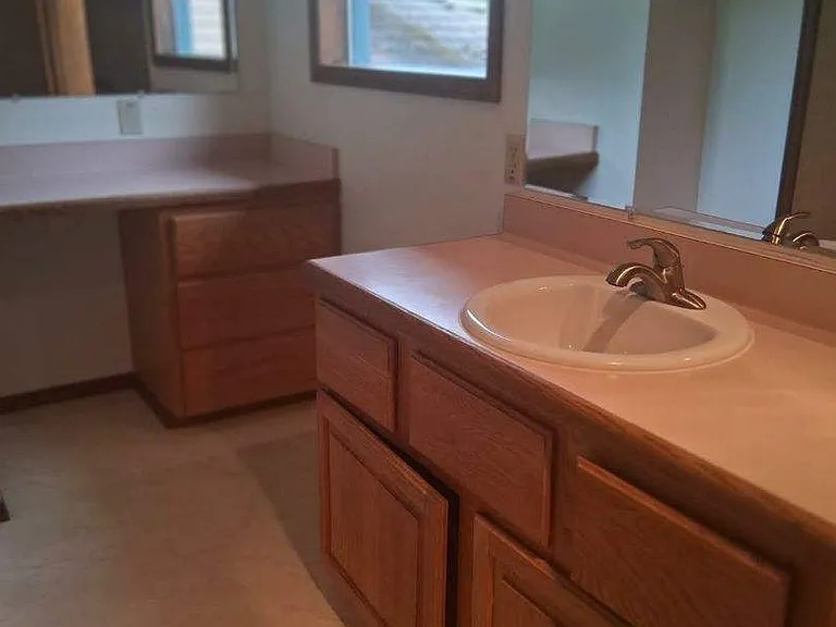 4438 Mountainside Dr — Photo 7