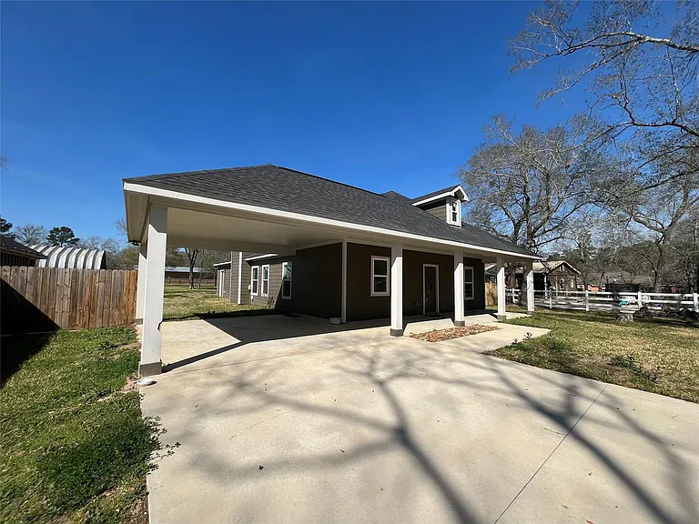 30023 Rosebud St — Photo 4