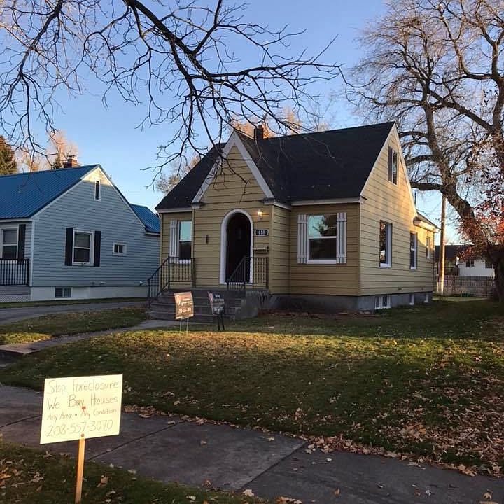 1st image of 618 E 13th St