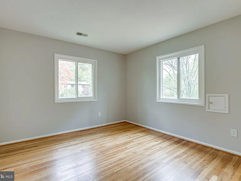 3409 Wessynton Way — Photo 27
