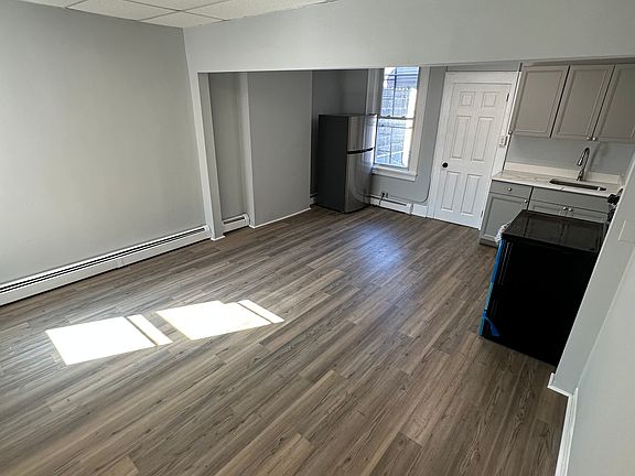 4th image of 1153 Main Ave APT 3