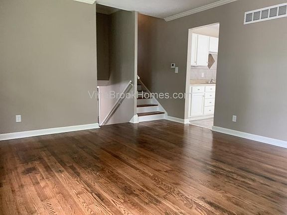 3rd image of 8200 E 110th St