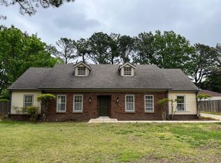 1688 Brierbrook Rd, Germantown, TN 38138