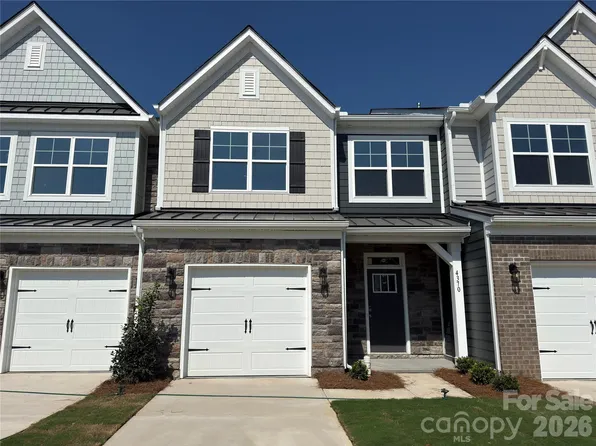 4370 Black Ct, Harrisburg, NC 28075